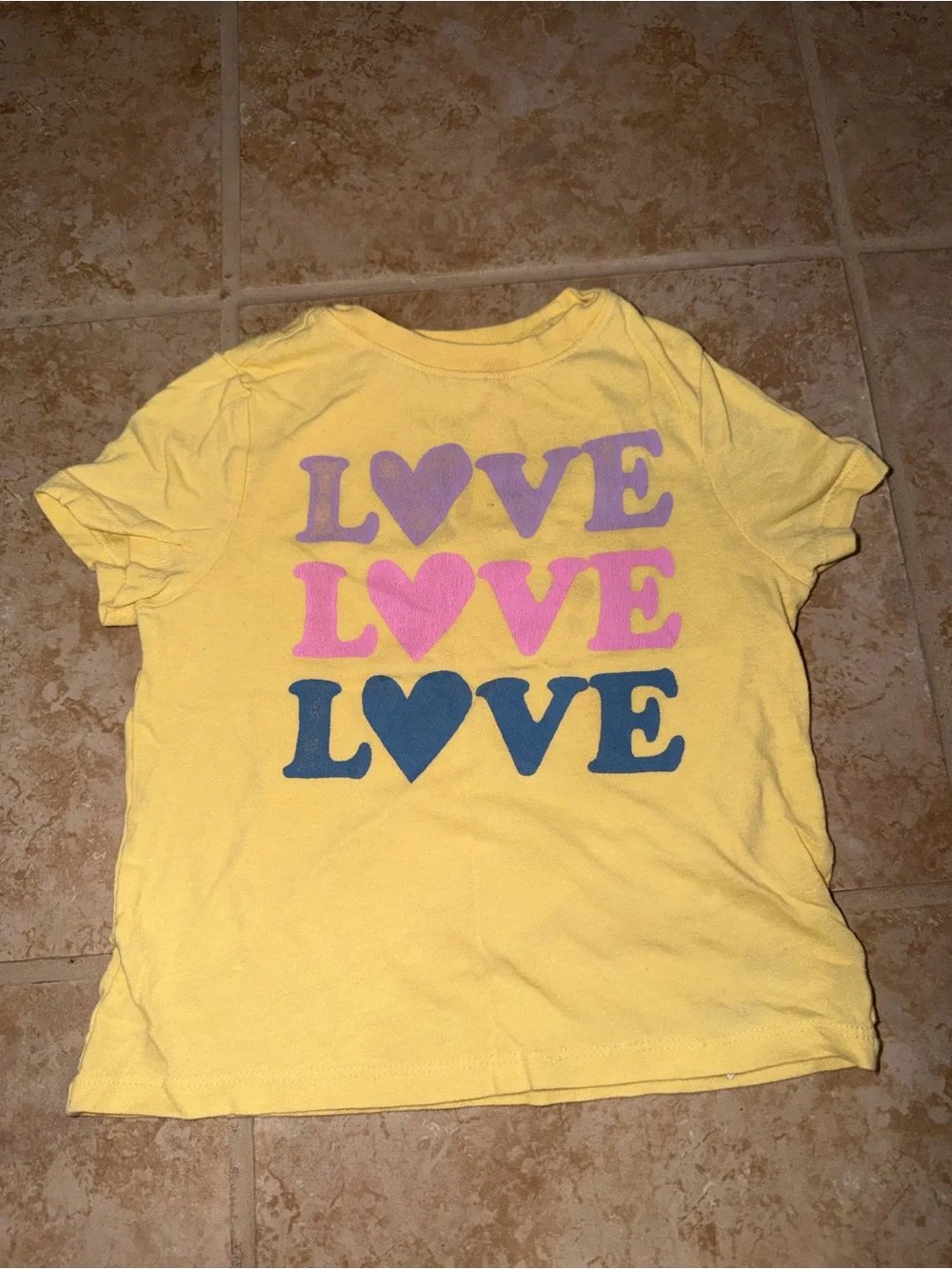Kids Yellow 'LOVE' Graphic Tee - Bright Heart Print